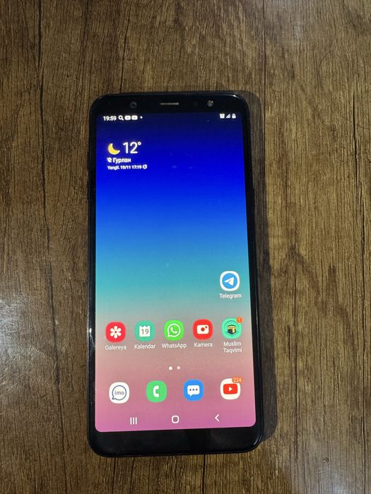 samsung galaxy A6 plus