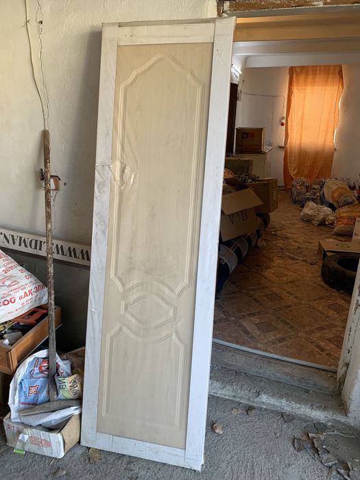 Продаётся межкомнатная дверь