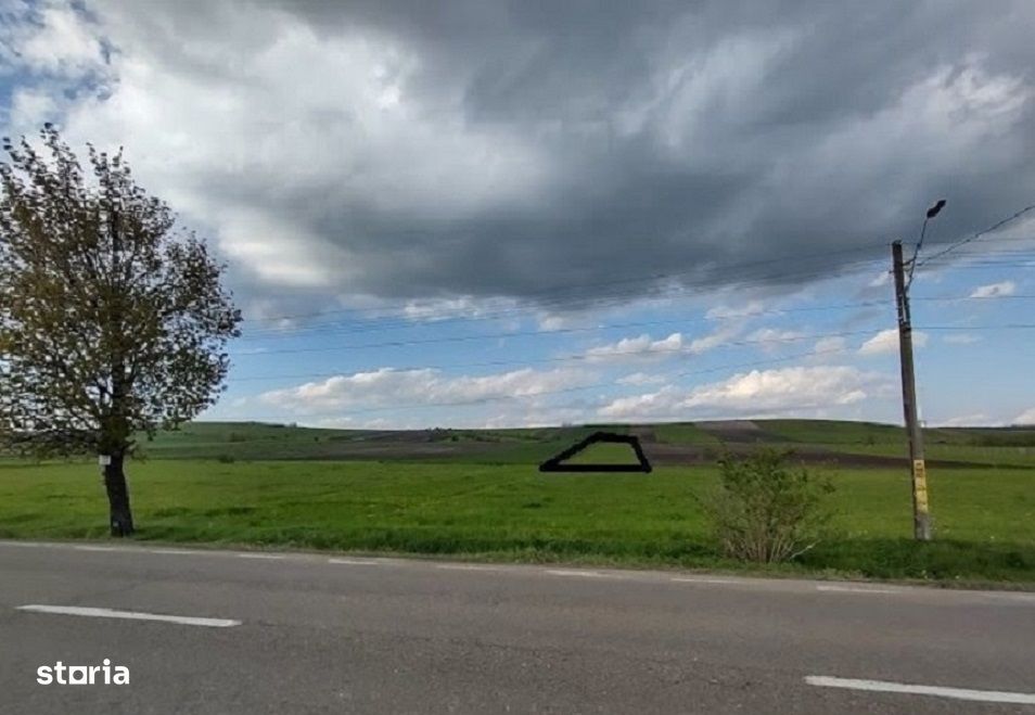 Investiție Teren extravilan 4237 mp, aproape de DN15C, Oșlobeni, Neamț