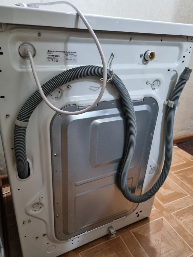 Продам стиральную машинку LG на 5кг, в хорошем состоянии