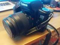 Camera Canon 1000F cu film cu obiectiv 35-80