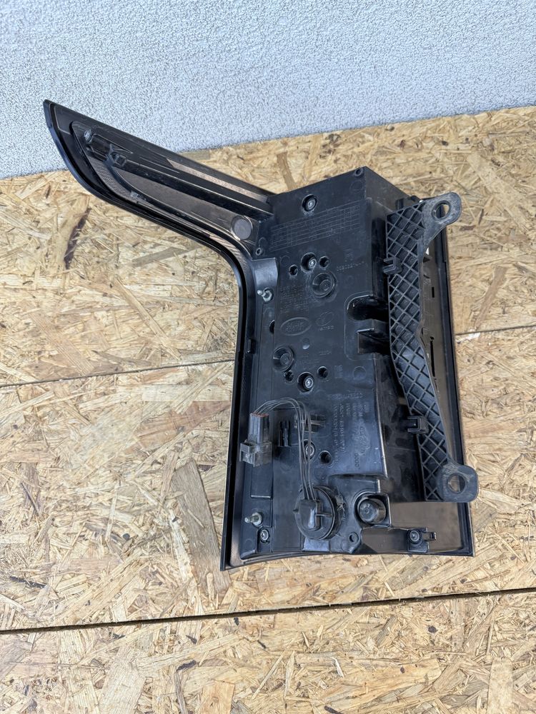 Stop tripla lampa dreapta Range Rover Vogue L405 Facelift 2019+ Origin