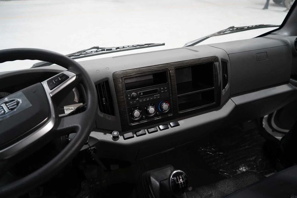 Автофургон цельнометалический  FAW Tiger-V 4x2  21 куб.м 7 тонна