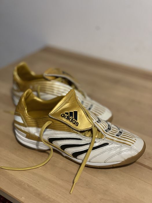 Adidasi fotbal Adidas Predator Absolut