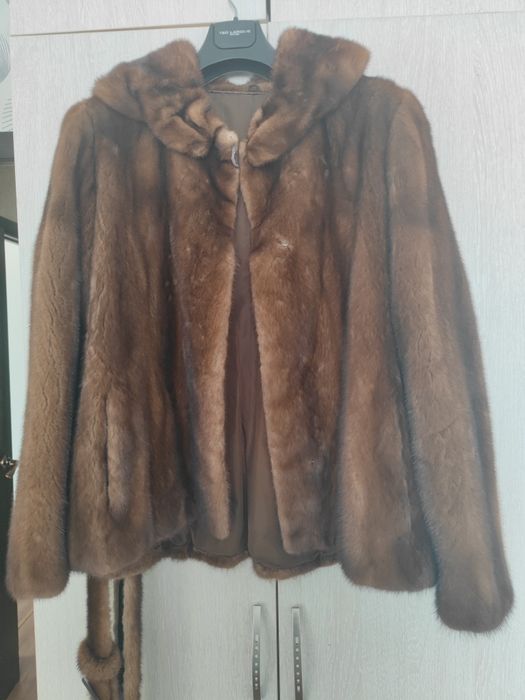 продаётся норковая шуба!