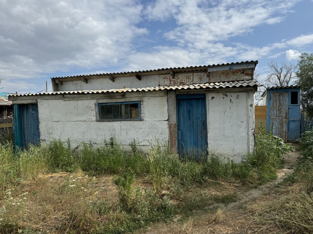 Дом частный продается срочно. Үй сатылады срочно. Сарай, аула, душ,
