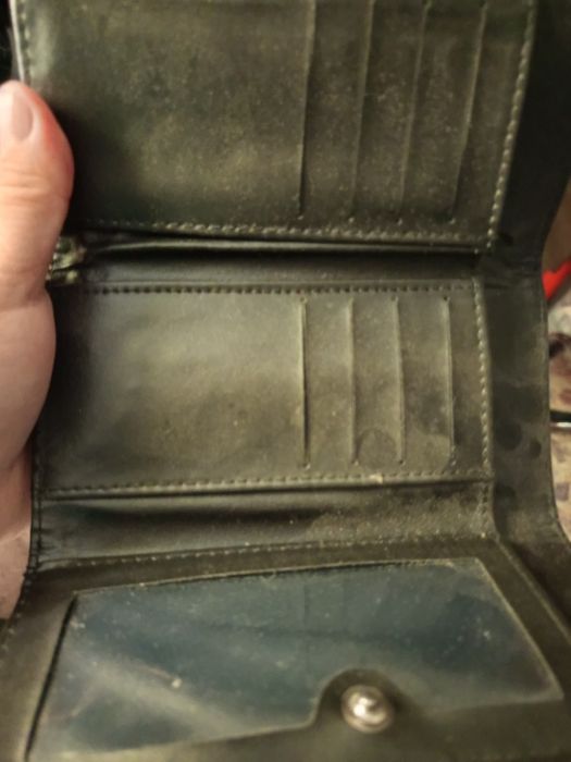 Portofel m kors nou fara eticheta