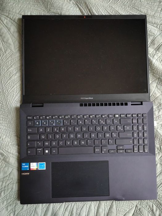 Asus ExpertBook 16" /  i5 1240P. Iris XE graphic. 512 ssd