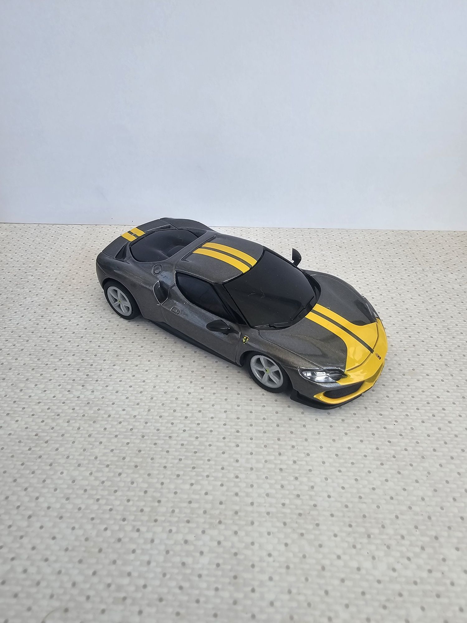 Shell ferrari 296 GTB Bluetooth