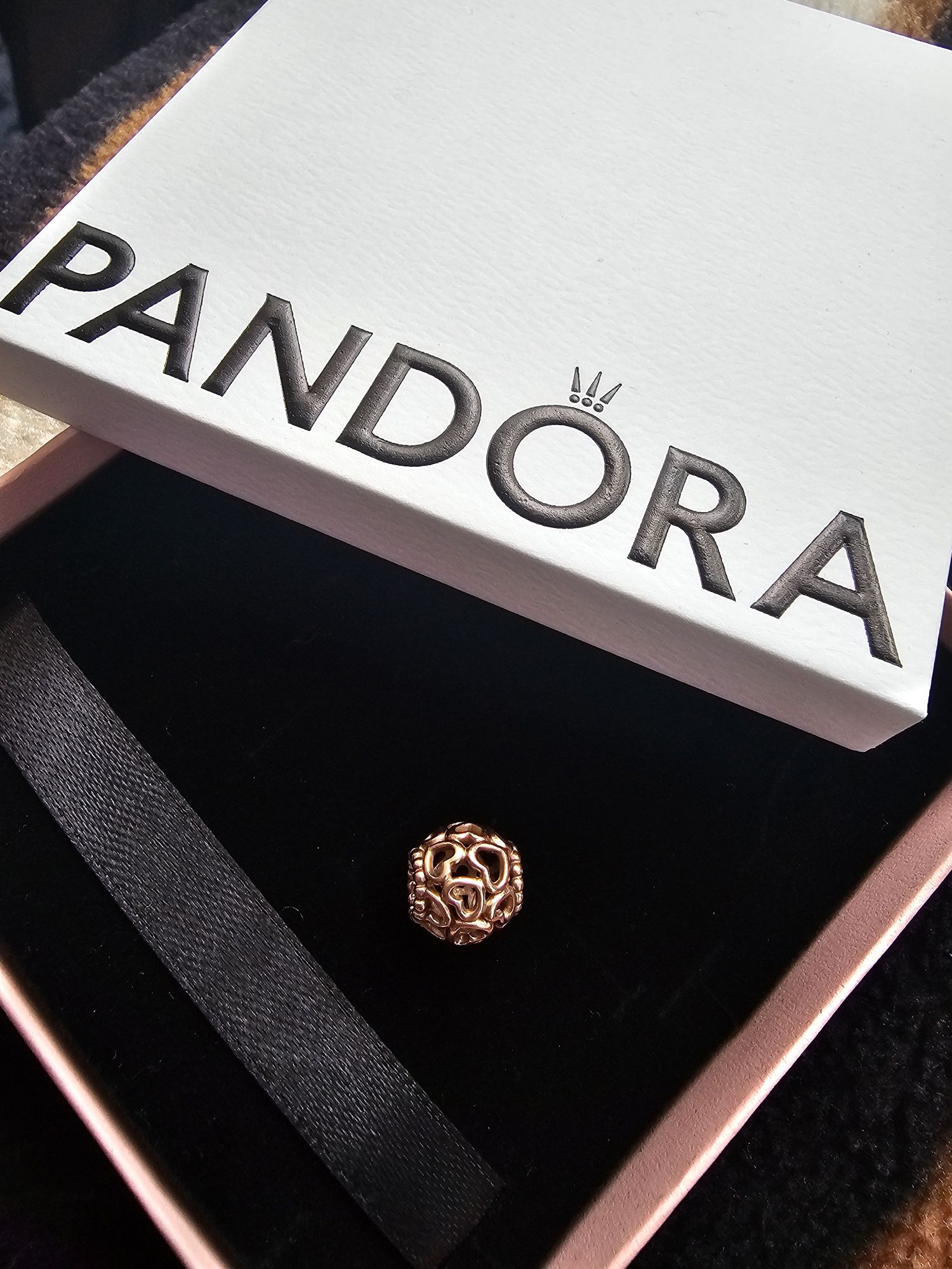 Charm Pandora rose gold, diferite modele, pret pe bucata