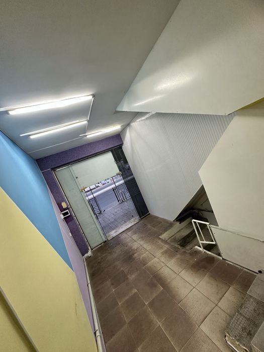 Продается 2-х этажный магазин с подвалом 72 м2