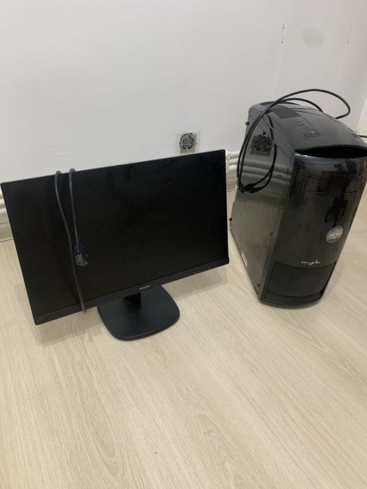 Vand Calculator Gaming Myria+Monitor Philips 75Hz
