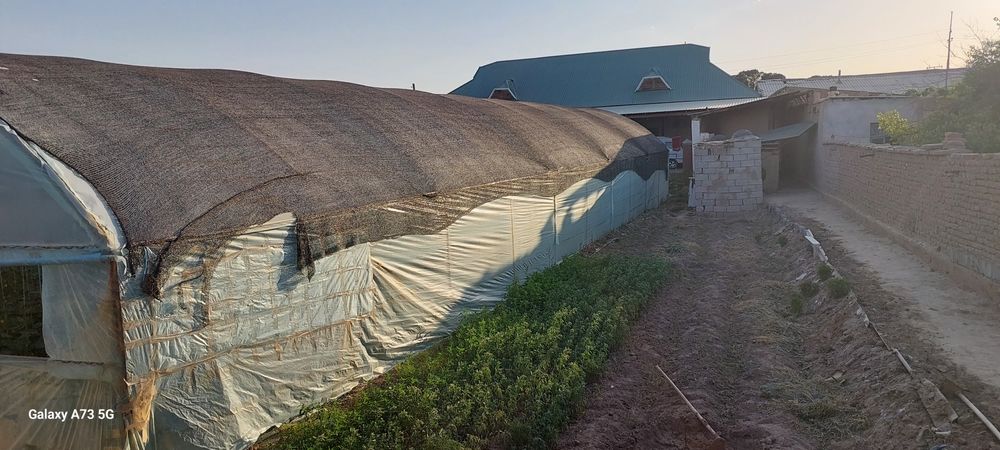 17 сотих ховли уй сотилади