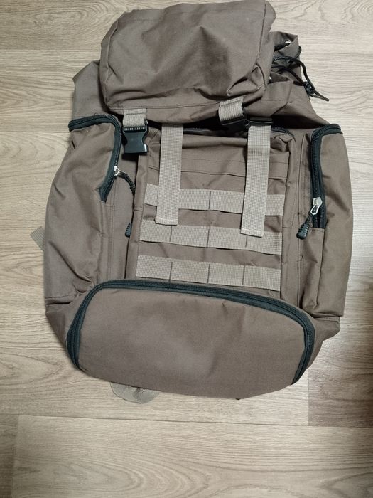 Продам рюкзак походный за 8000тг.