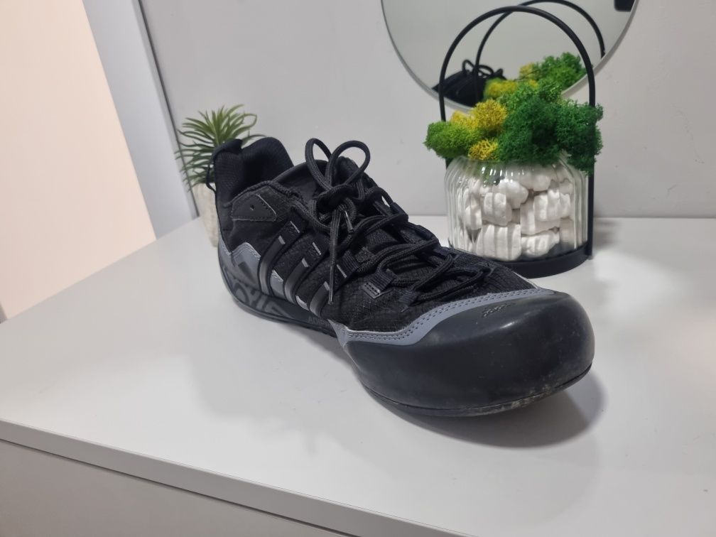 Adidas terex swift solo 2