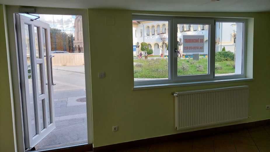 Inchiriere spatiu comercial Hunedoara Centru Vechi