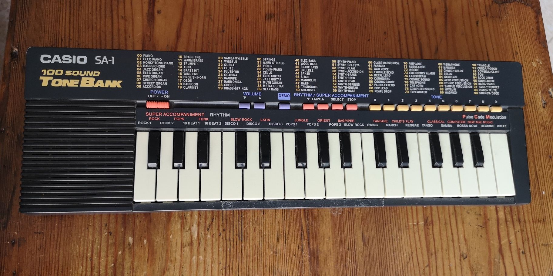 Синтезатор детски CASIO SA - 1 Tone Bank