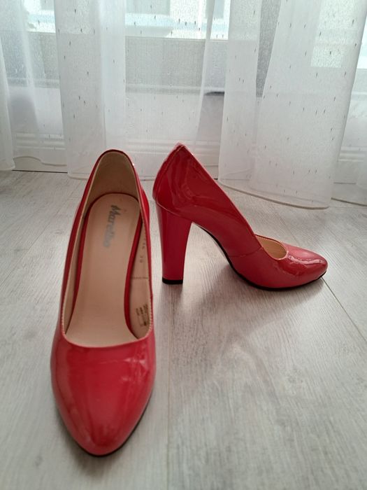 Pantofi rosii Marelbo