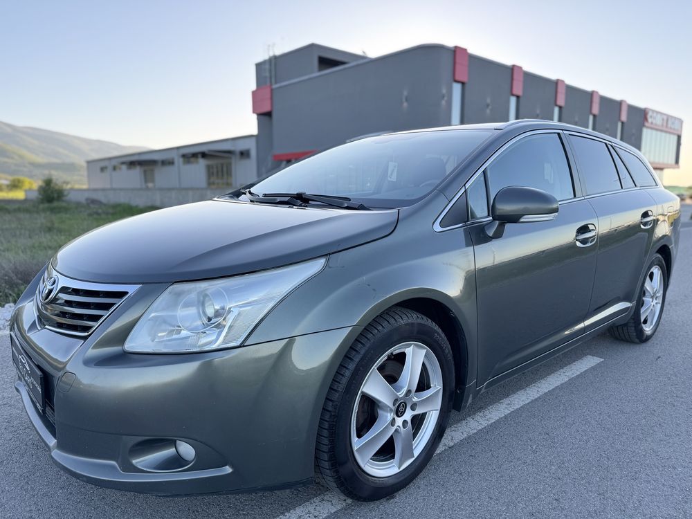 Toyota Avensis 2.0 D-4D 126к.с 2010г. NAVI