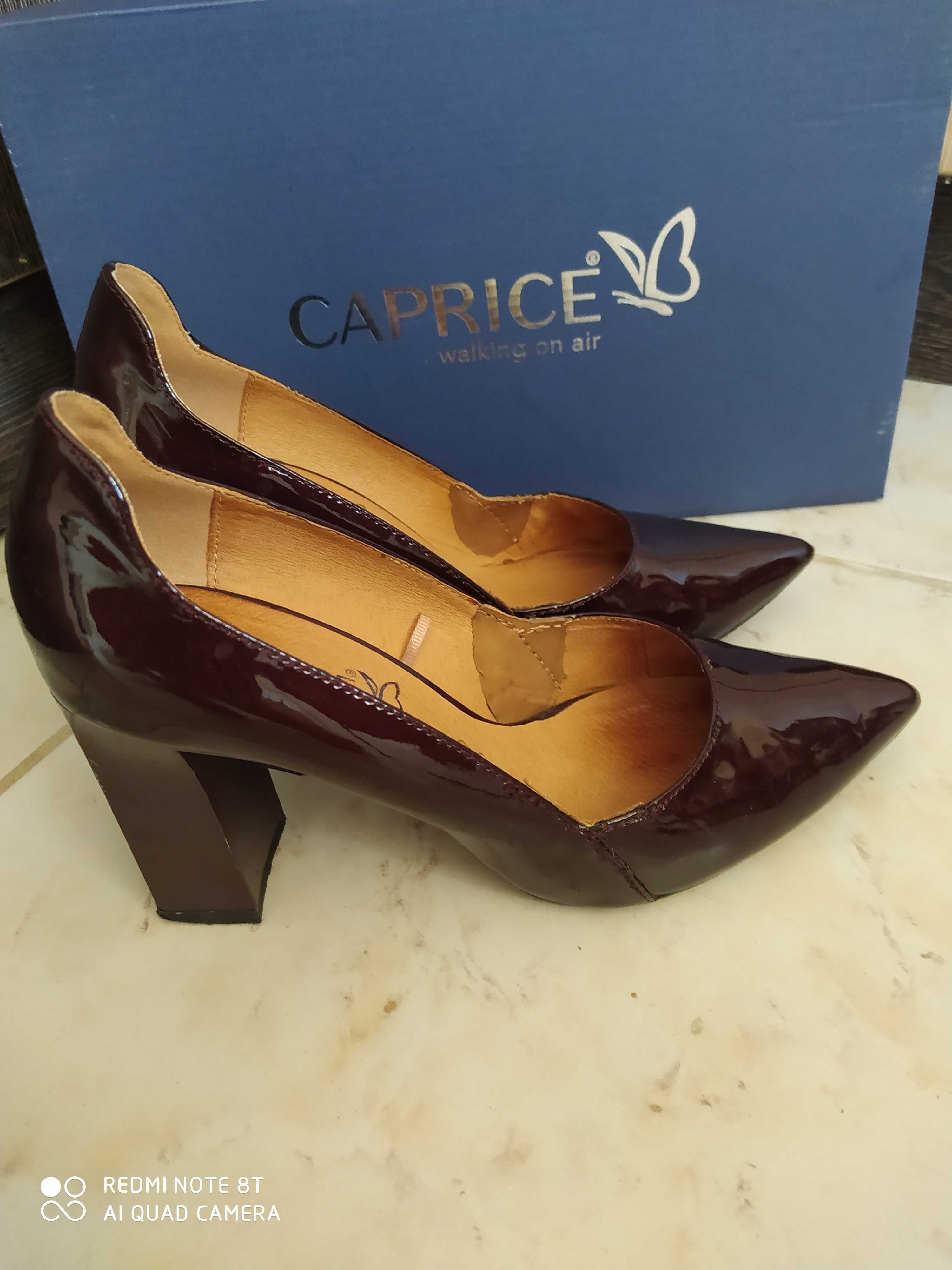 Дамски обувки с ток Caprice