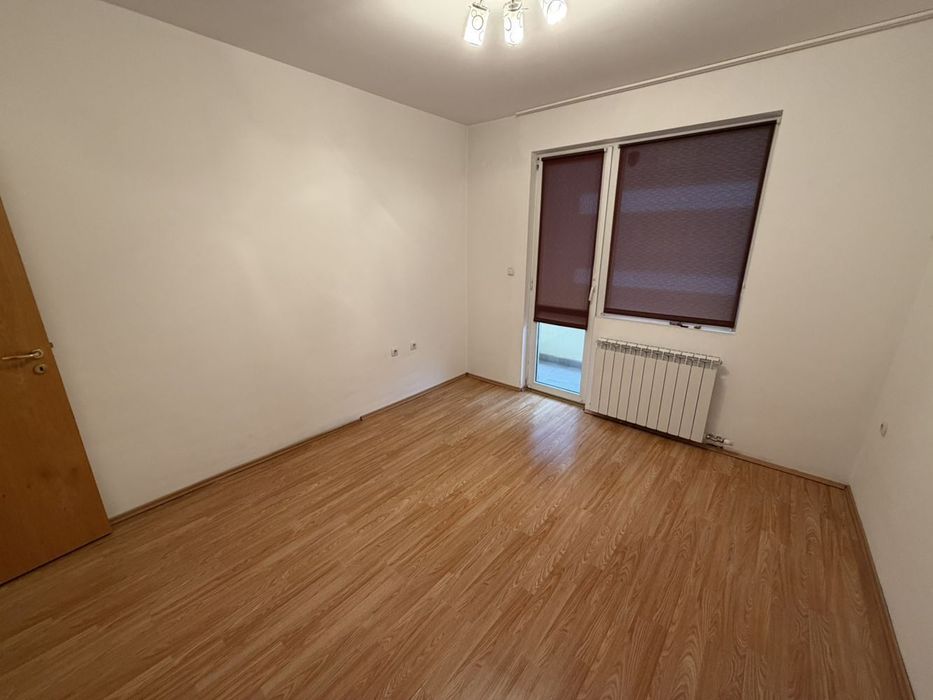 3-стаен в София-Манастирски Ливади площ 120 цена 1300