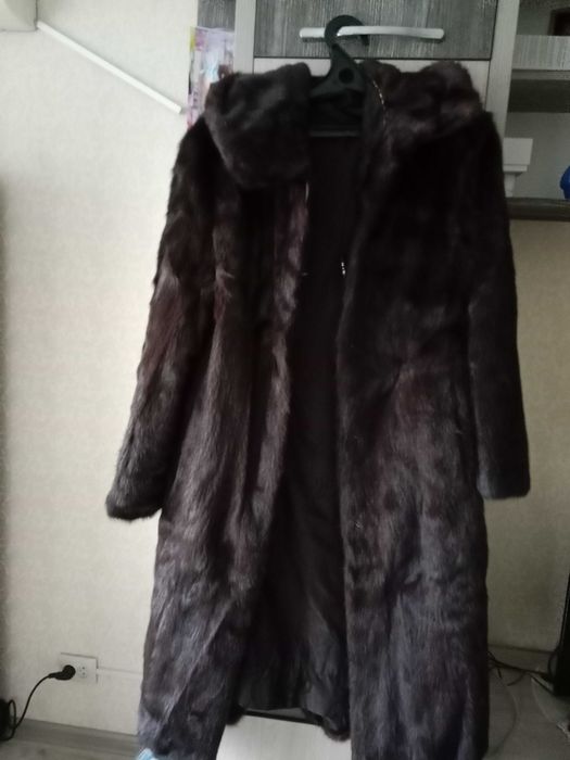 Шуба норковая с башлыком.