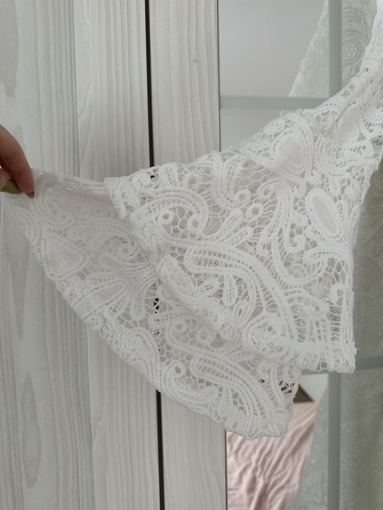Rochie elegantă albă din dantelă