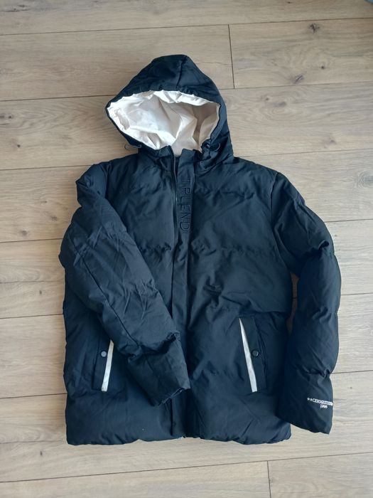 Продам новую  куртку мужскую