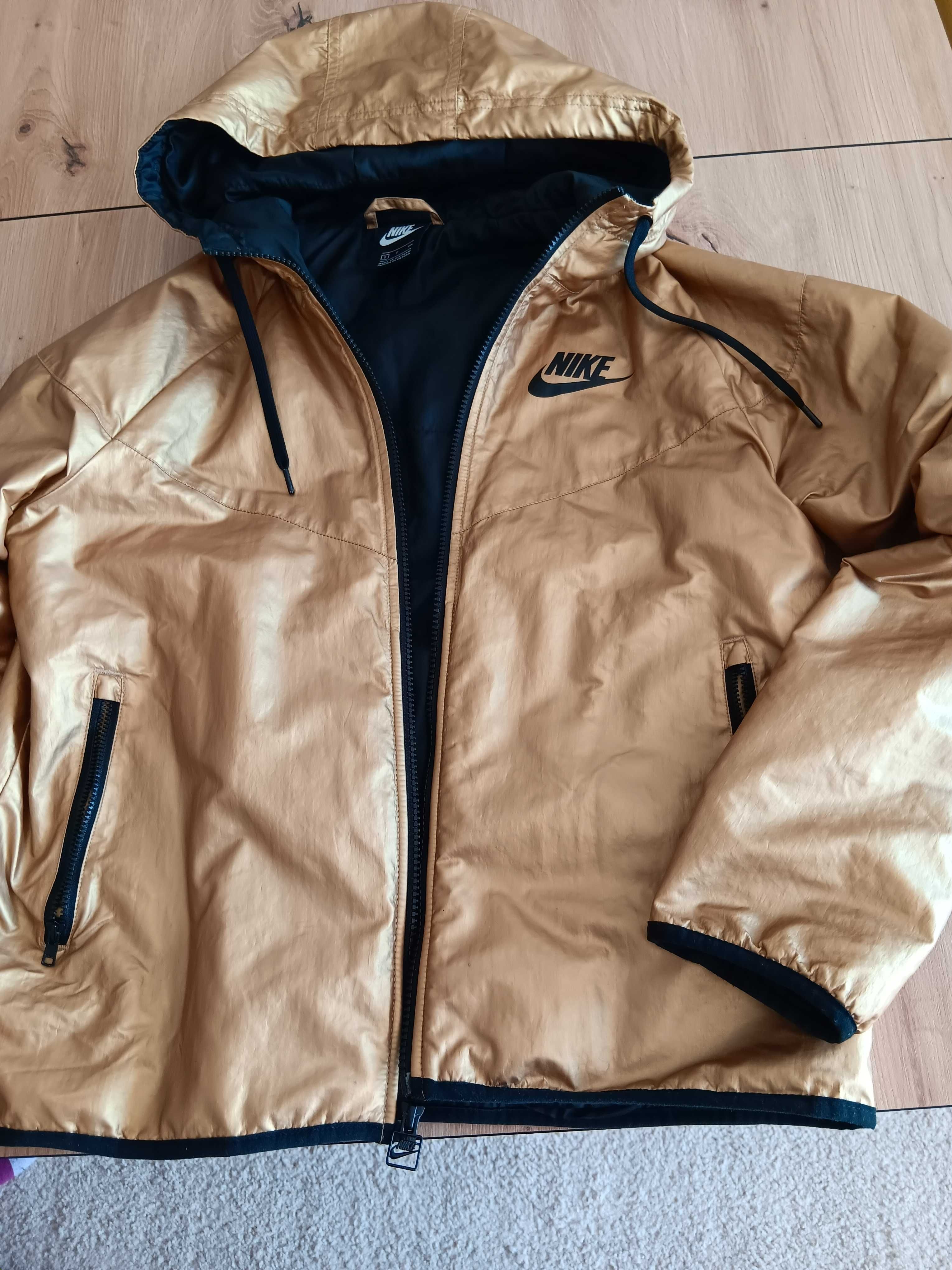 Яке NIKE оригинал номер S