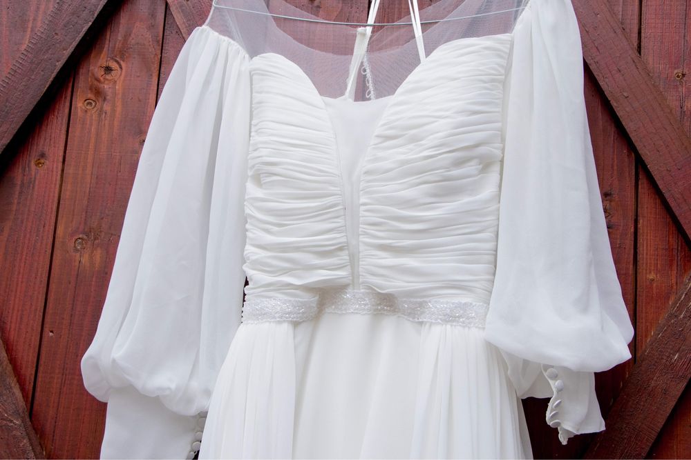 Vand rochie de mireasa usoara