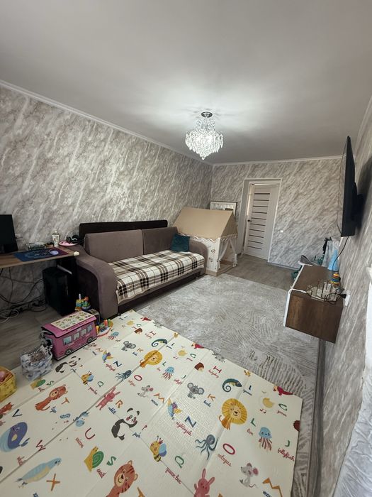 Продам 2 комнатную квартиру