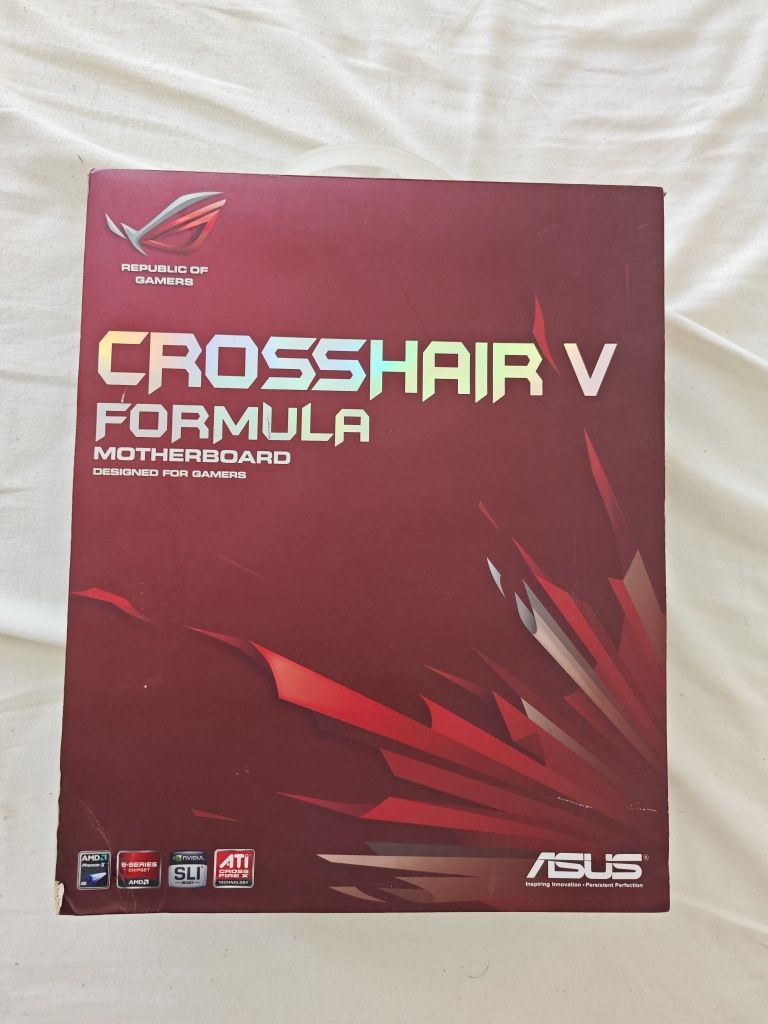 Дъно ASUS Crosshair V Formula ROG + AMD FX 8320 Black Edition.