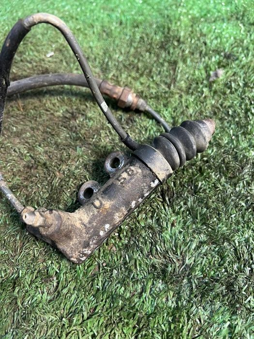 Рабочий цилиндр сцепления Мазда Премаси Mazda Premacy