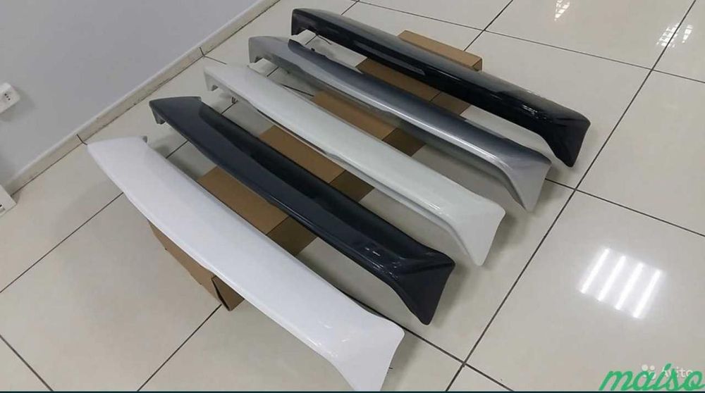Спойлер на крышку багажника Тойота Ленд Крузер Прадо 120 gx470