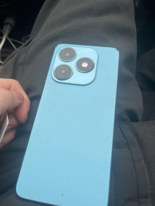 Продам телефон техно спрак 20