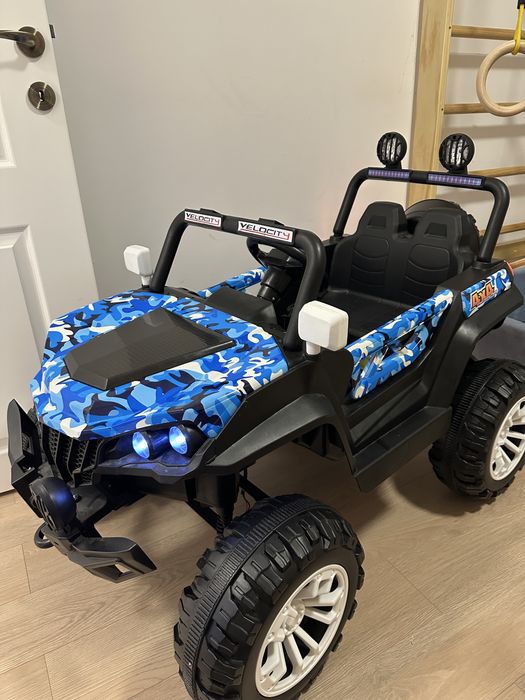 Masina 4x4, electrica pentru copii cu telecomanda