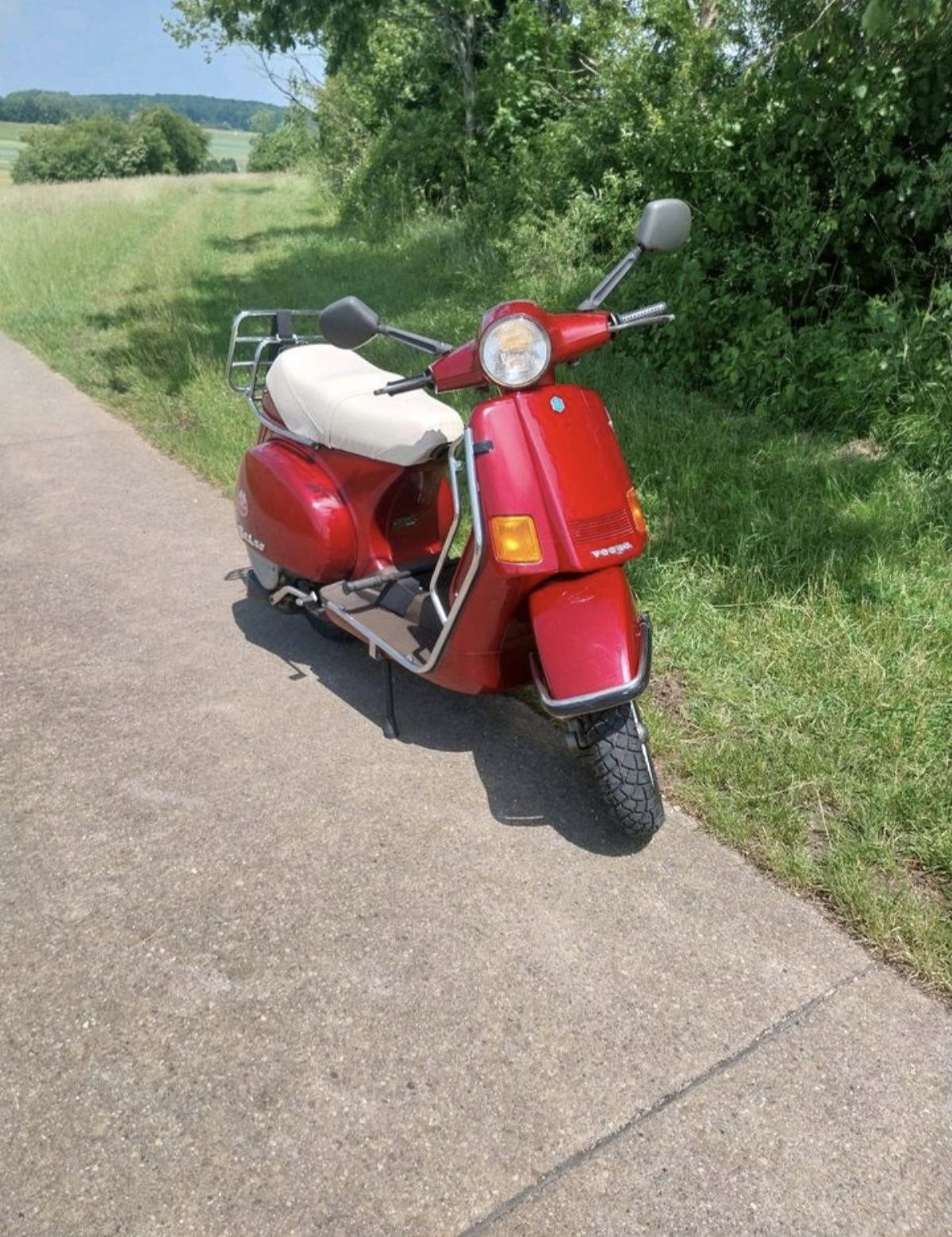 Vespa  cosa  200