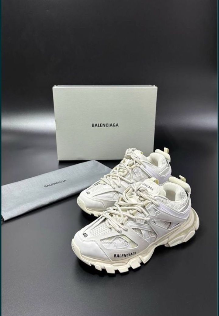 Balenciaga Track