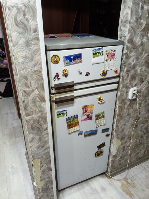 Продам холодильник бирюса