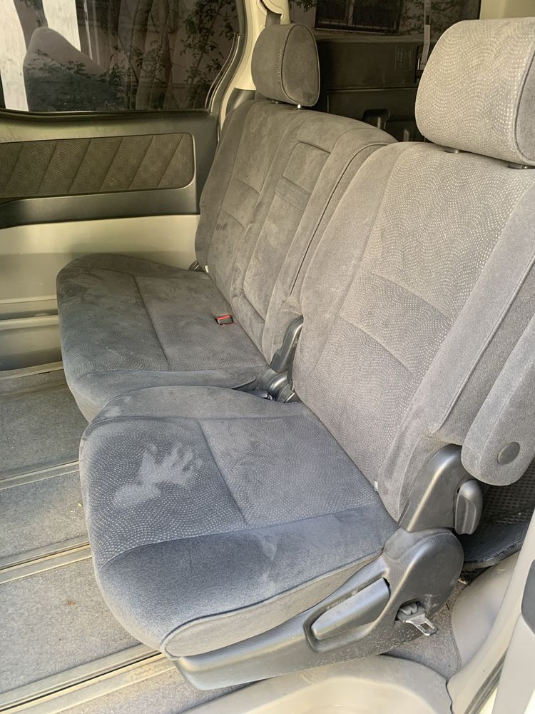 Средний ряд сидений (диван) Toyota Alphard