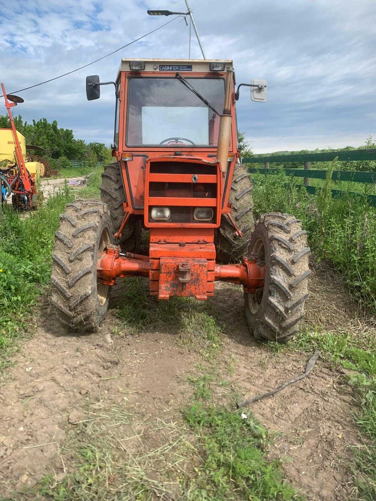 Tractoare, seminator, remorca agricola, freza, echipament agricol