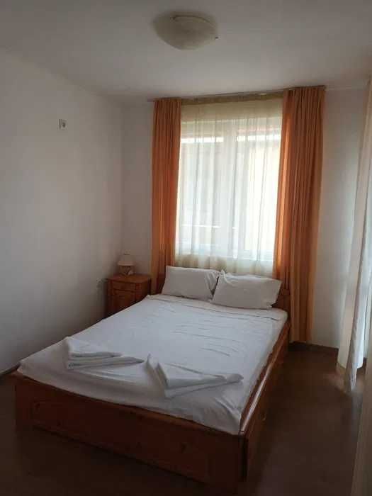 Дава се под наем Двустаен апартамент в Несебър - 60 кв.м за 300 € - Снимка #3