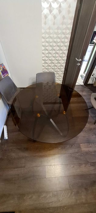 Masa sticla securizata cu picioare metalice 120 cm