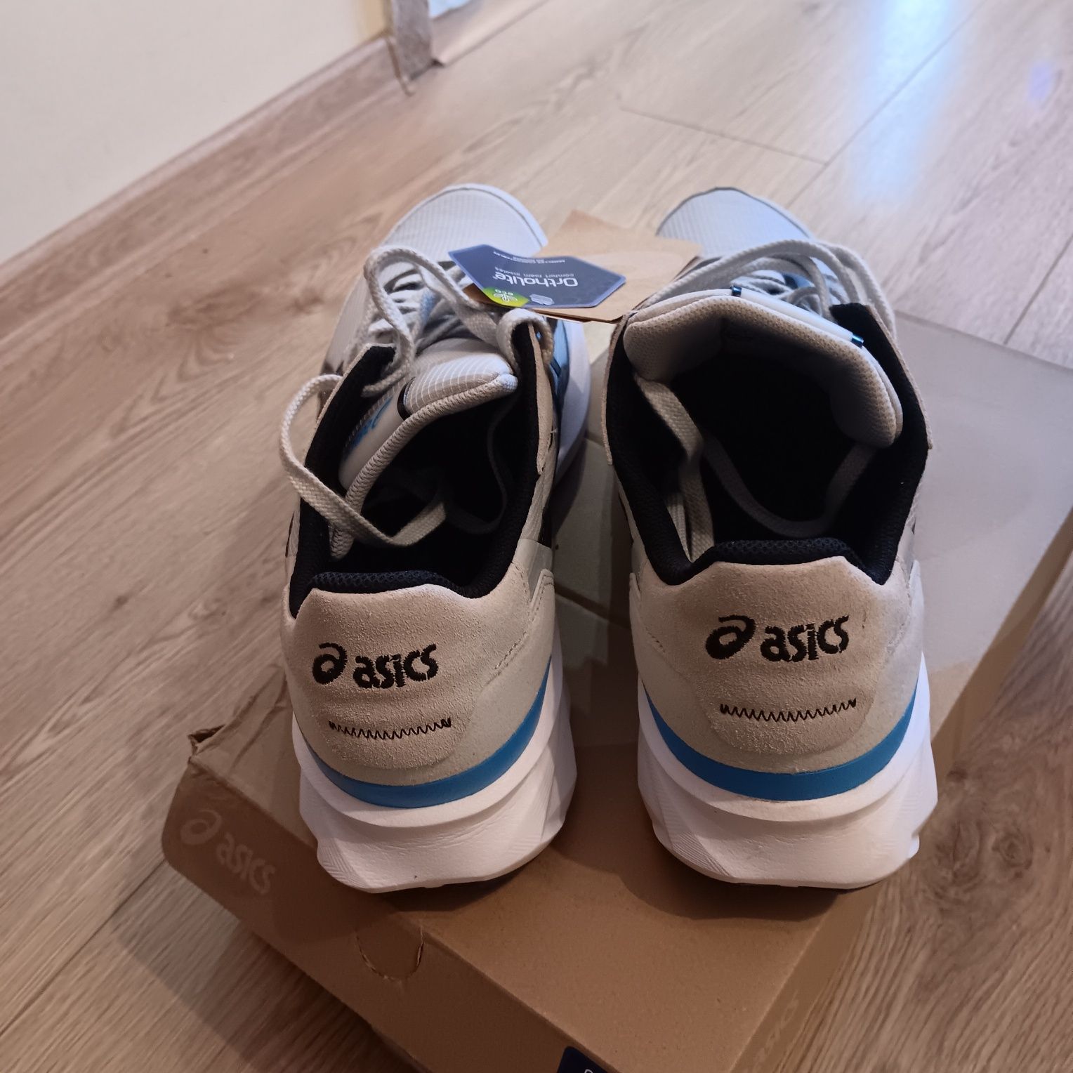 ASICS 46 номер оригинални маратонки за бягане