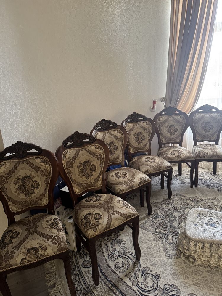 Продается стулья