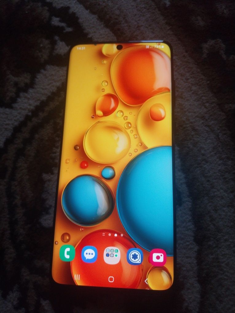 Samsung S20plus 5G sotiladi.