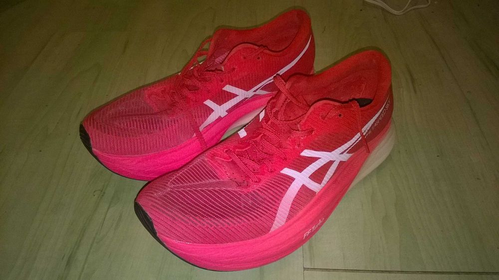 Asics Metaspeed Sky+ номер 44