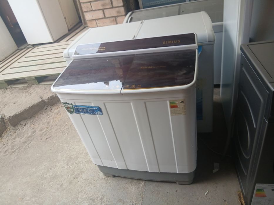 Kir yuvish mashinalari sotiladi