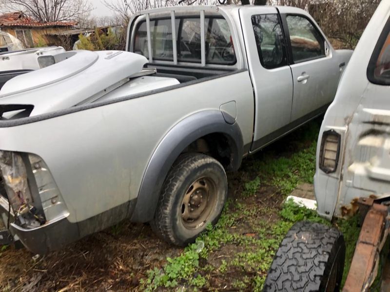 пикапи за части Форд Рейнджър 2,5 TDI, 143к.с. Ford Ranger Мицубиши