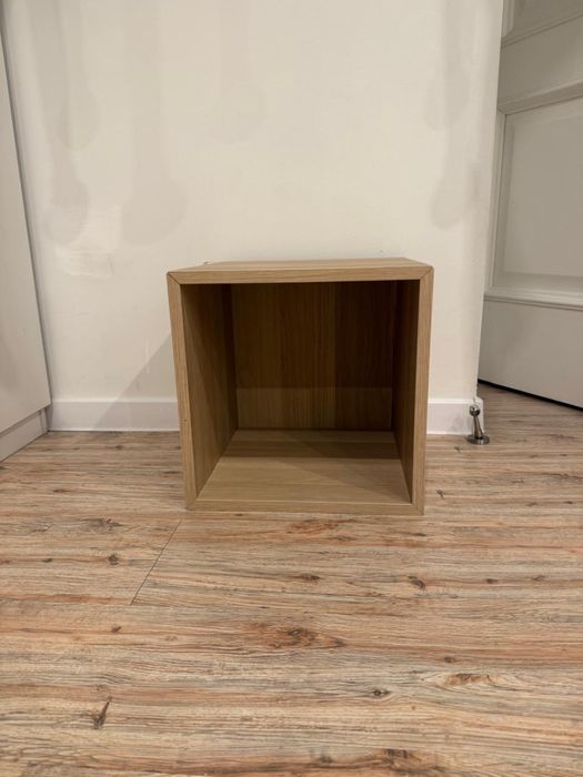 Продам навесные шкафчик бренда Ikea